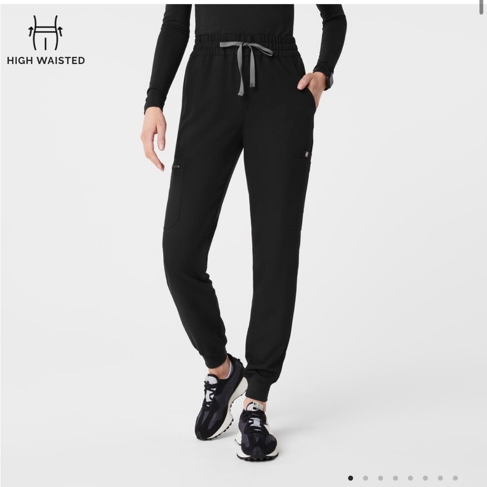 FIGS High Waisted Uman Relaxed Jogger